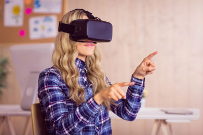 Virtuální realita v e-commerce: slepá ulička, nebo budoucnost?